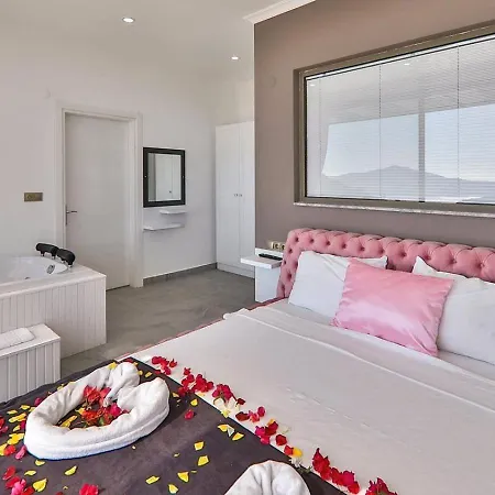 Koerdere 2 Bedroom Secluded With Private Pool Hot Tub Villa *