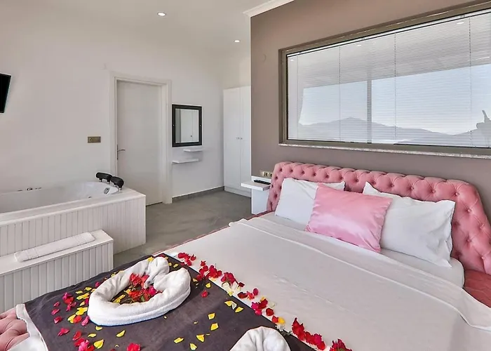 Koerdere 2 Bedroom Secluded With Private Pool Hot Tub Villa *